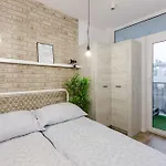 Nowoczesny Apartament W Sercu Mokotowa